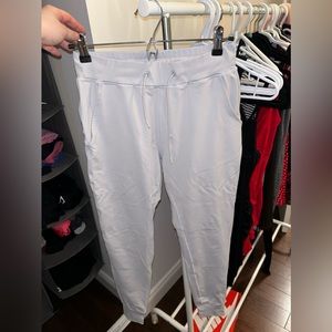 Alphalete Women’s Premium V2 Jogger